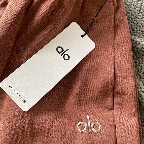 NWT Alo Accolade Pants - Picture 2 of 4